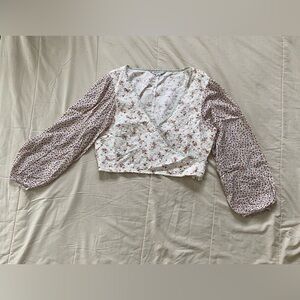 American eagle outfitters floral cottage long sleeve v neck blouse size L